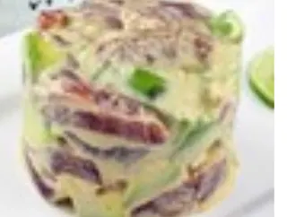 Maguro avocado salát (3,4,6,11)